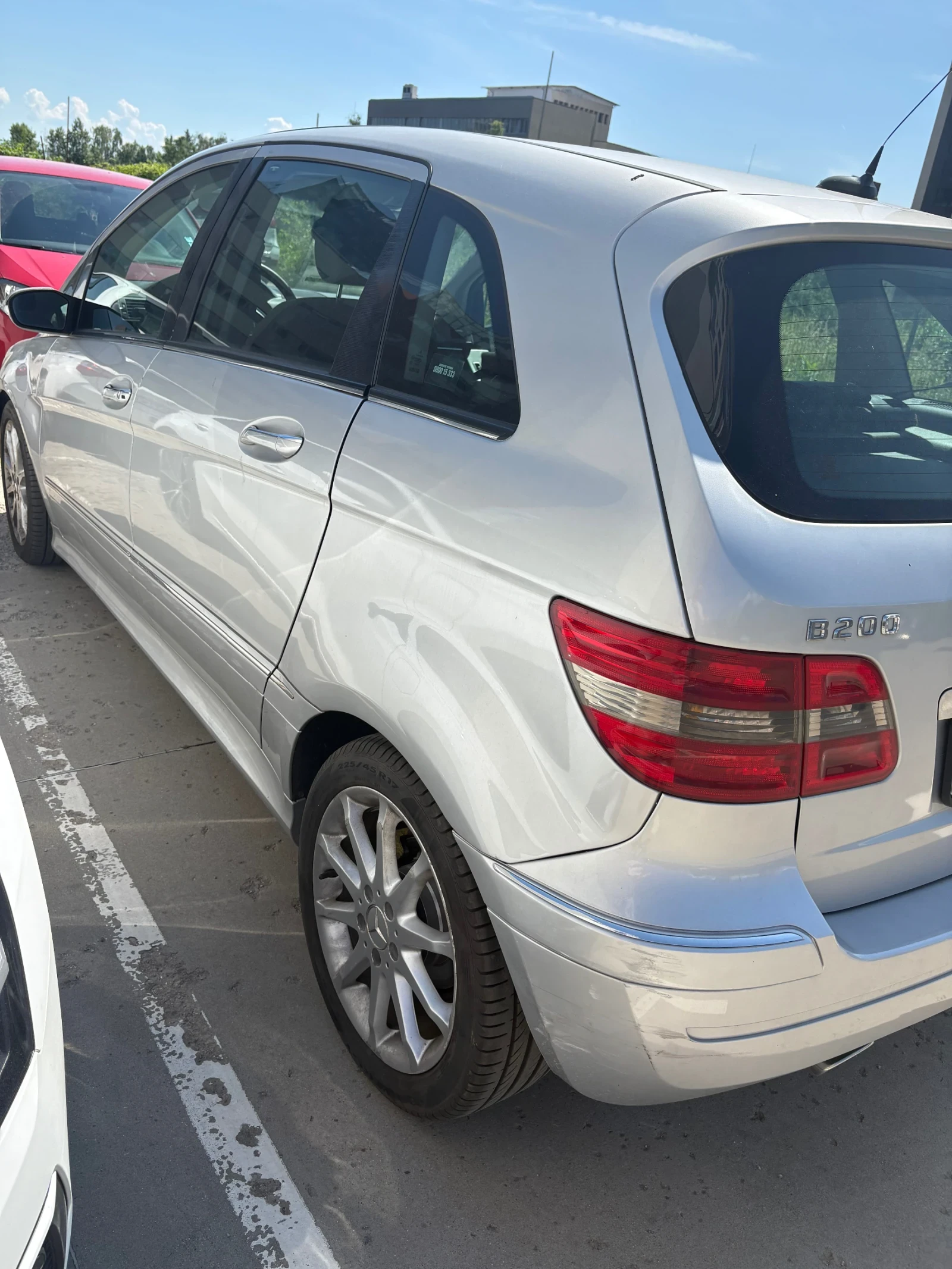 Mercedes-Benz B 200 Топ състояние, снимка 4 - Автомобили и джипове - 54846079