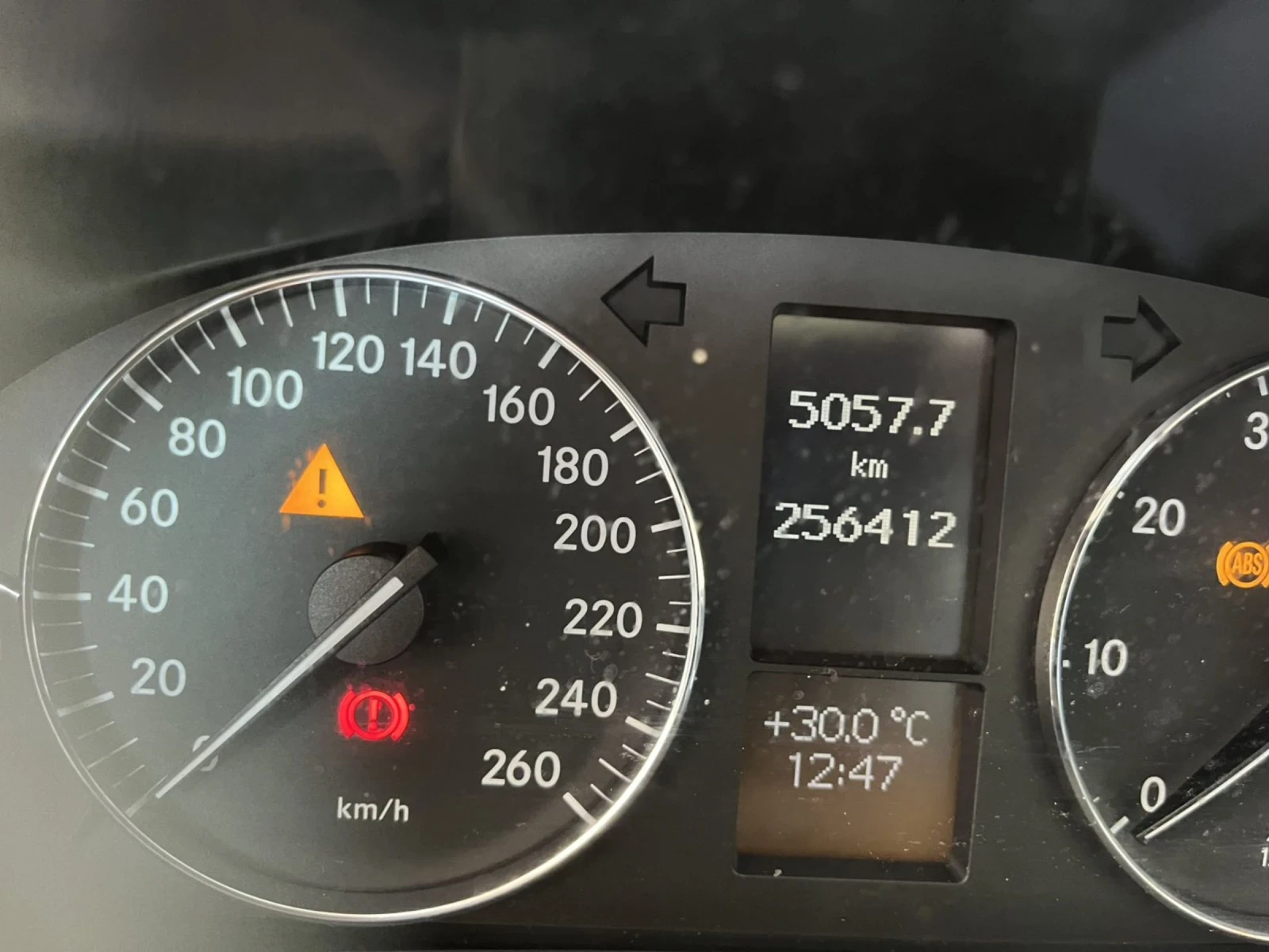 Mercedes-Benz C 200 Kompresor, снимка 12 - Автомобили и джипове - 55105681
