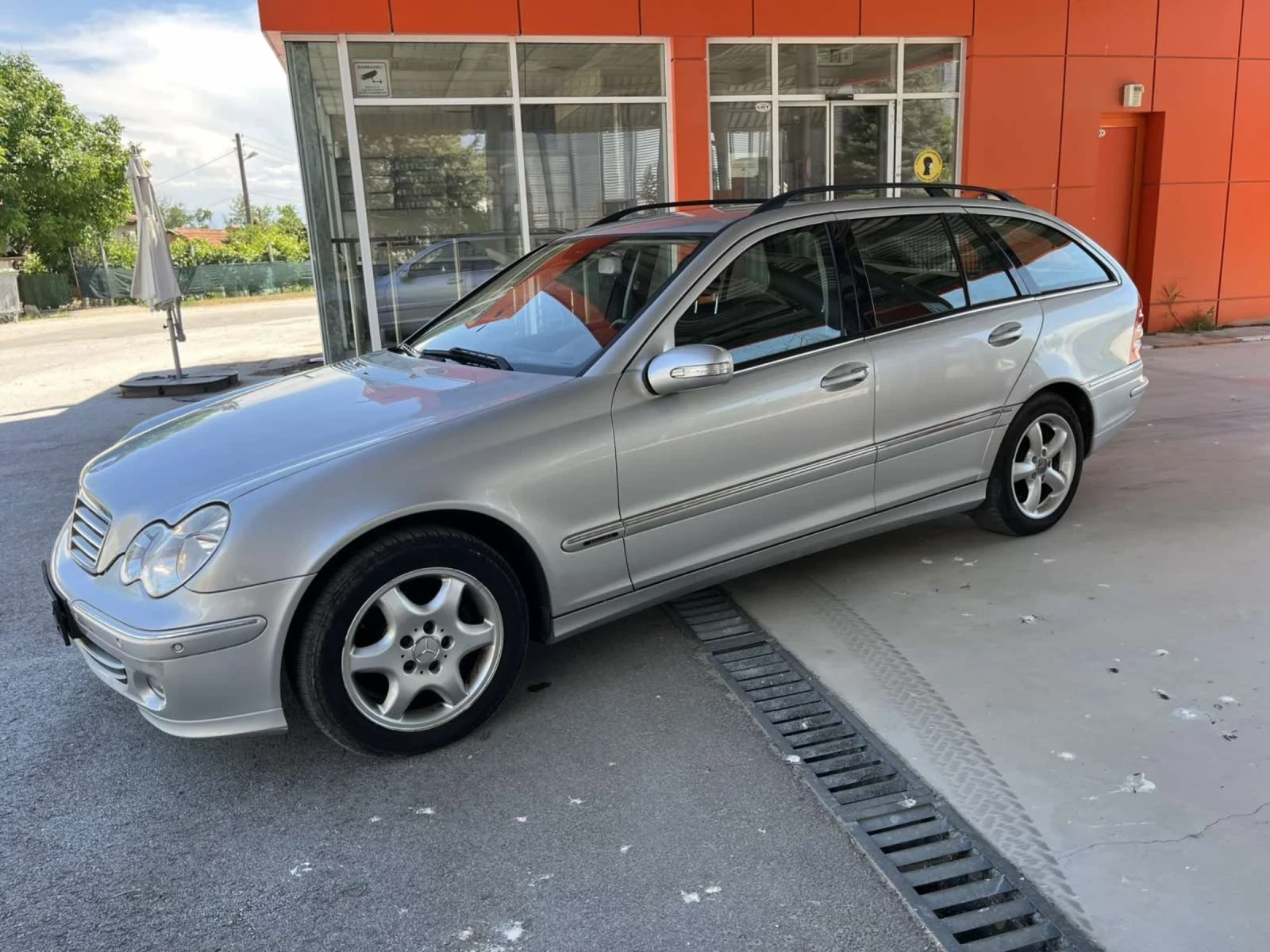 Mercedes-Benz C 200 Kompresor, снимка 11 - Автомобили и джипове - 55105681