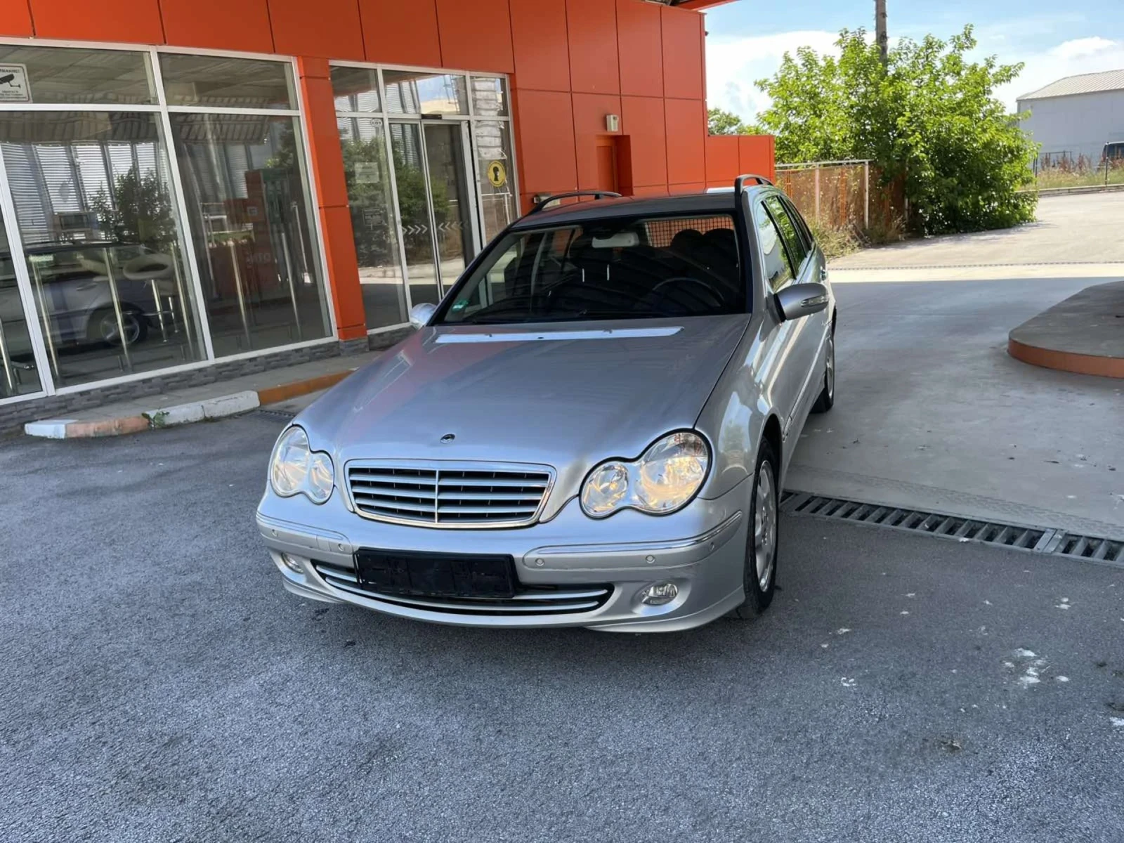Mercedes-Benz C 200 Kompresor, снимка 8 - Автомобили и джипове - 55105681