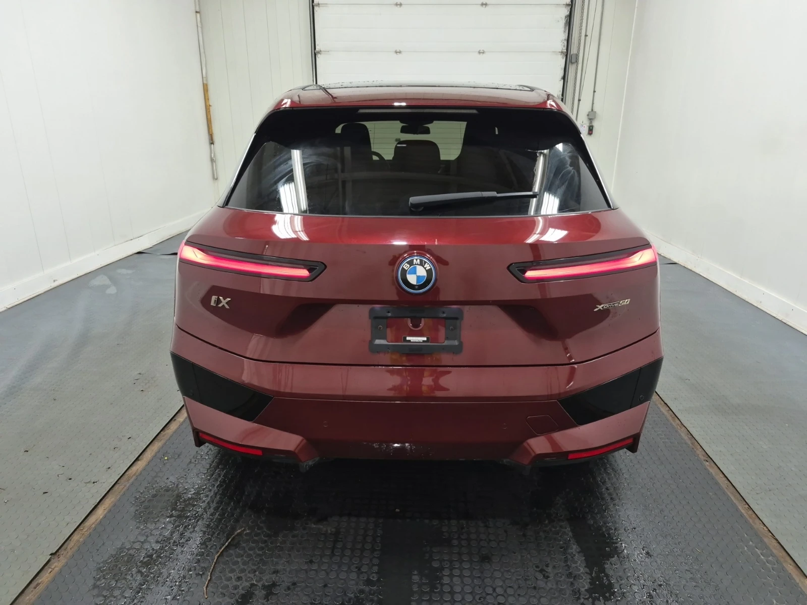 BMW iX XDRIVE50 / Bowers & Wilkins / 360 / ЦЕНА ДО БГ !  , снимка 17 - Автомобили и джипове - 55227117