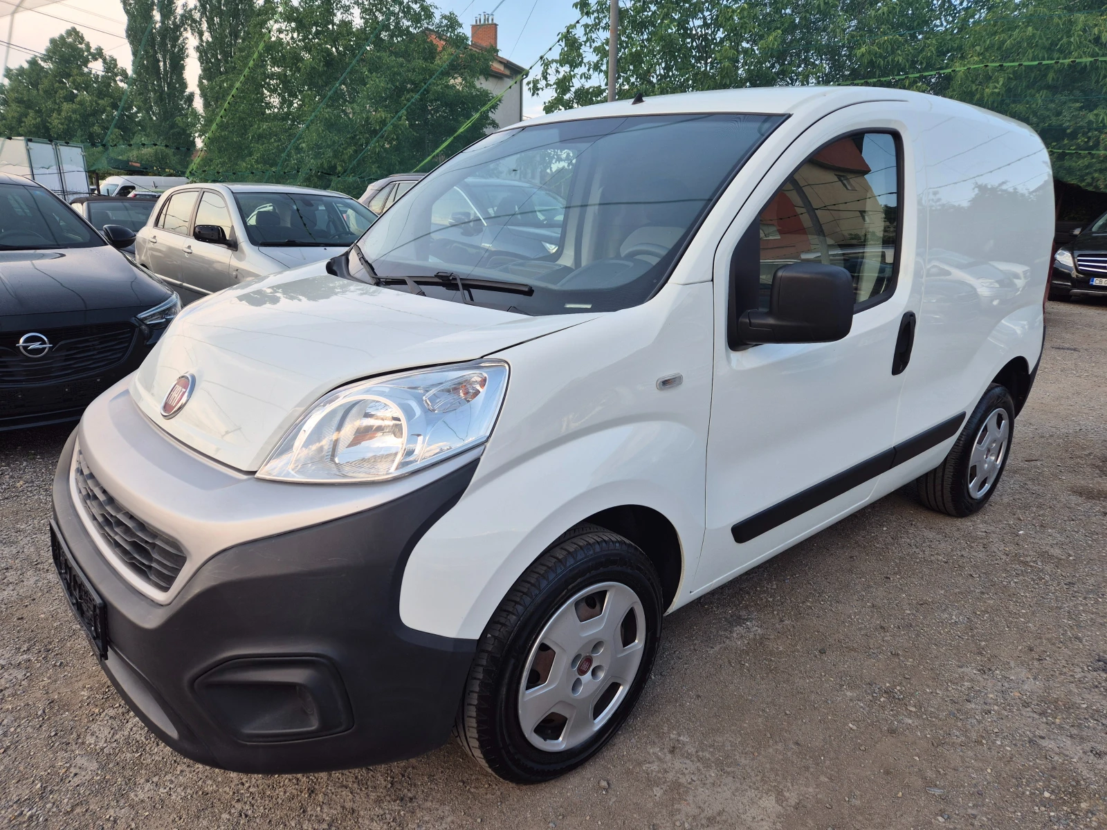 Fiat Fiorino 1.4i/МЕТАН, снимка 3 - Автомобили и джипове - 55559933