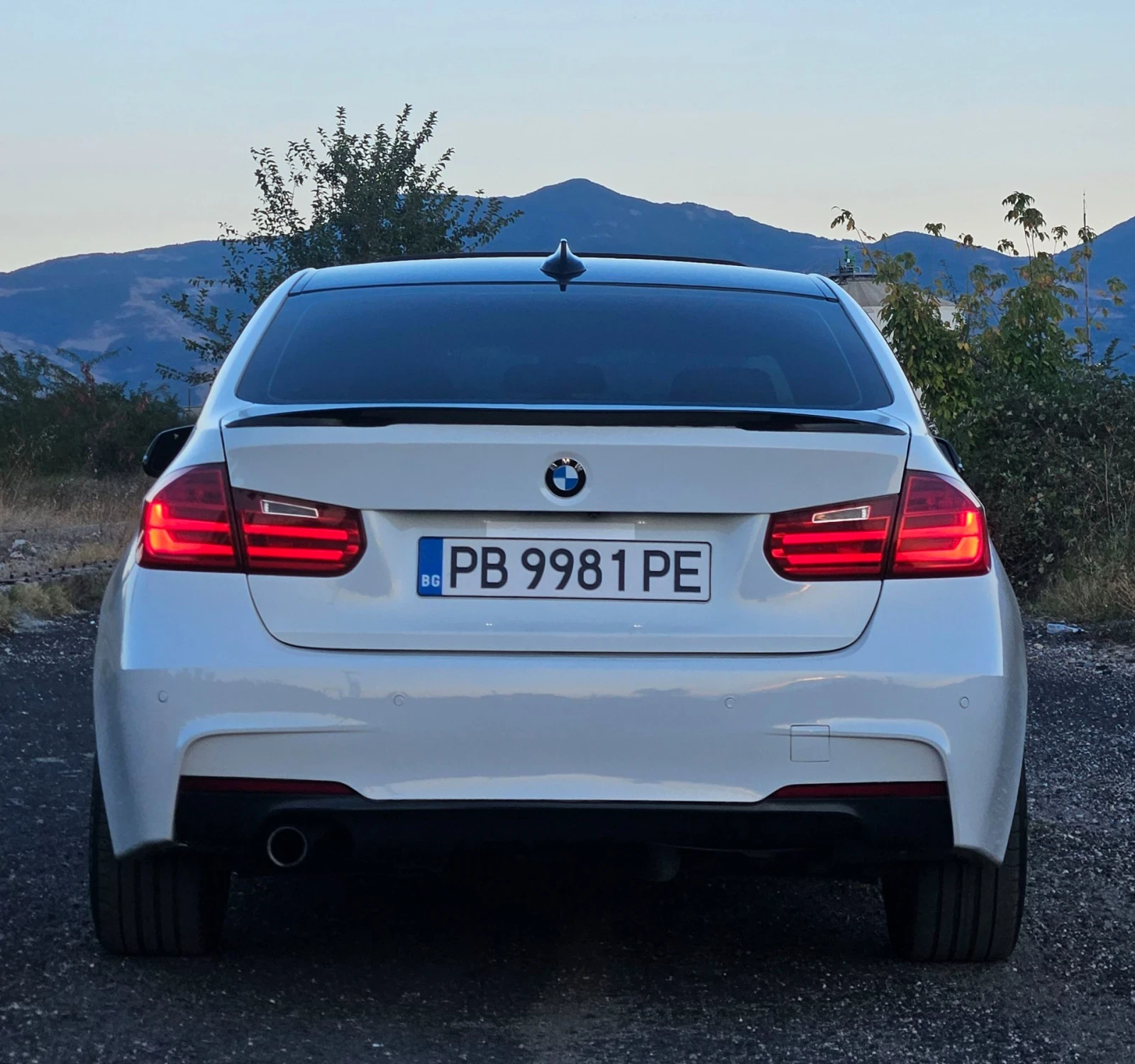 BMW 320 F30 X-Drive MPACK Alpinweiss 2014, снимка 3 - Автомобили и джипове - 55993141