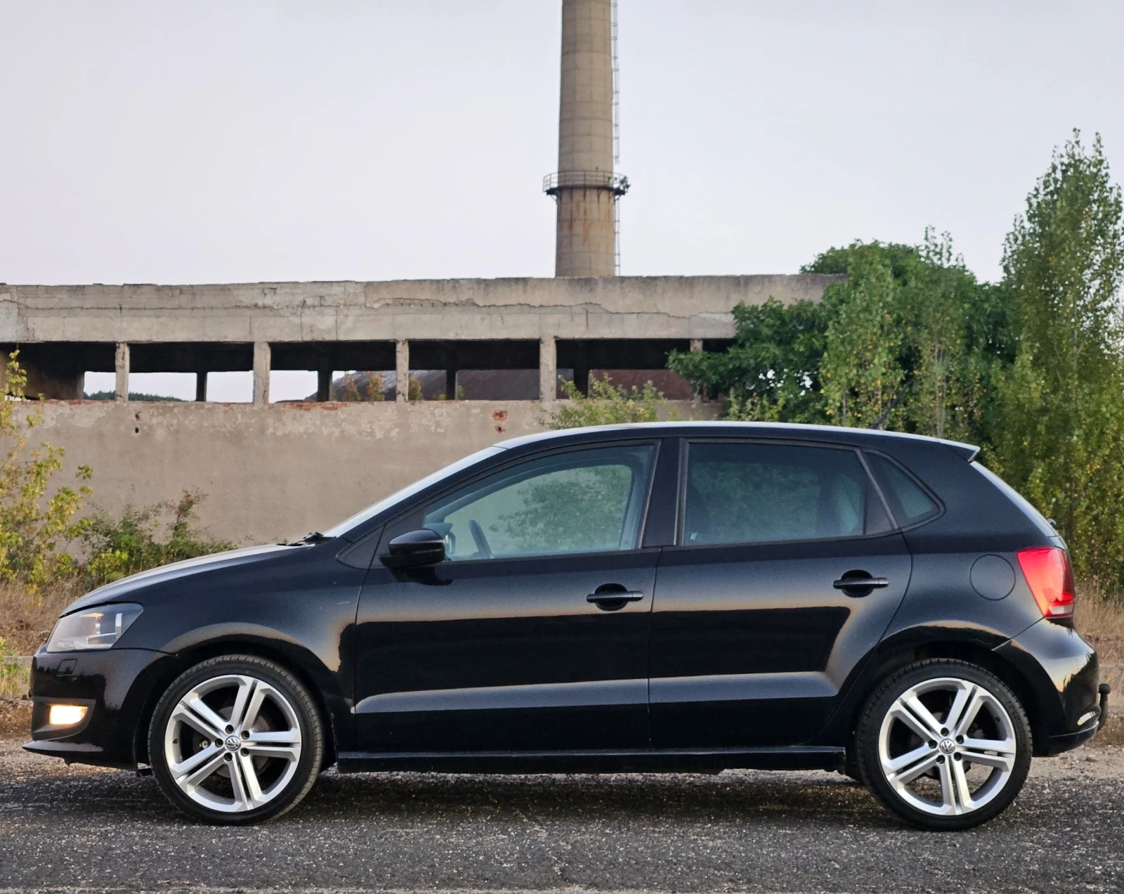 VW Polo 1.6TDI , снимка 2 - Автомобили и джипове - 55993141