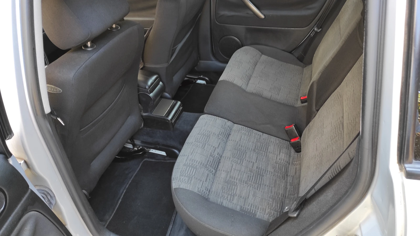 VW Passat, снимка 5 - Автомобили и джипове - 55994624
