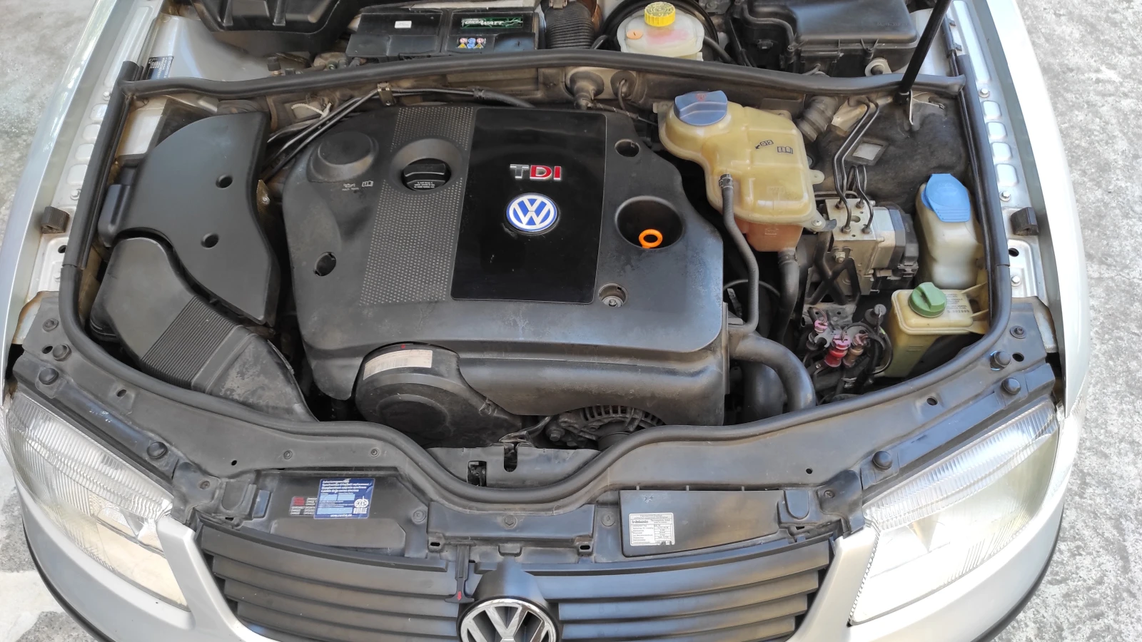 VW Passat, снимка 9 - Автомобили и джипове - 55994624
