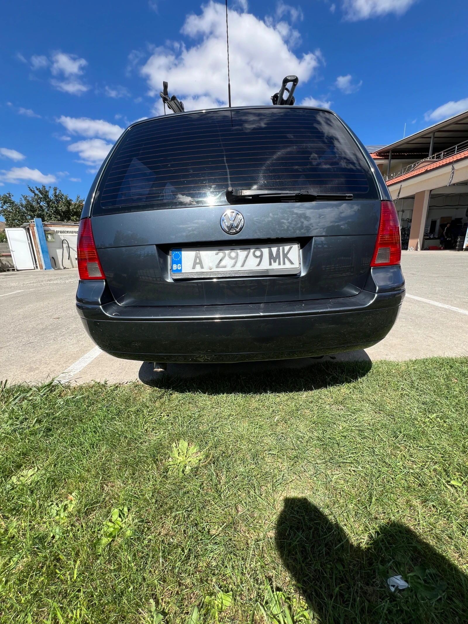 VW Golf Variant 1.9 АRL, снимка 6 - Автомобили и джипове - 56148769