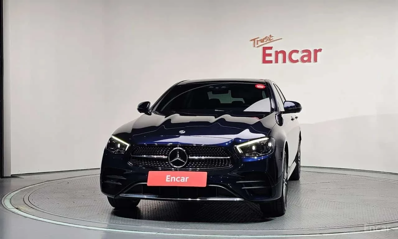 Mercedes-Benz E 350 * 4MATIC AMG Line * КРАЙНА ЦЕНА ДО БЪЛГАРИЯ, снимка 3 - Автомобили и джипове - 56255042