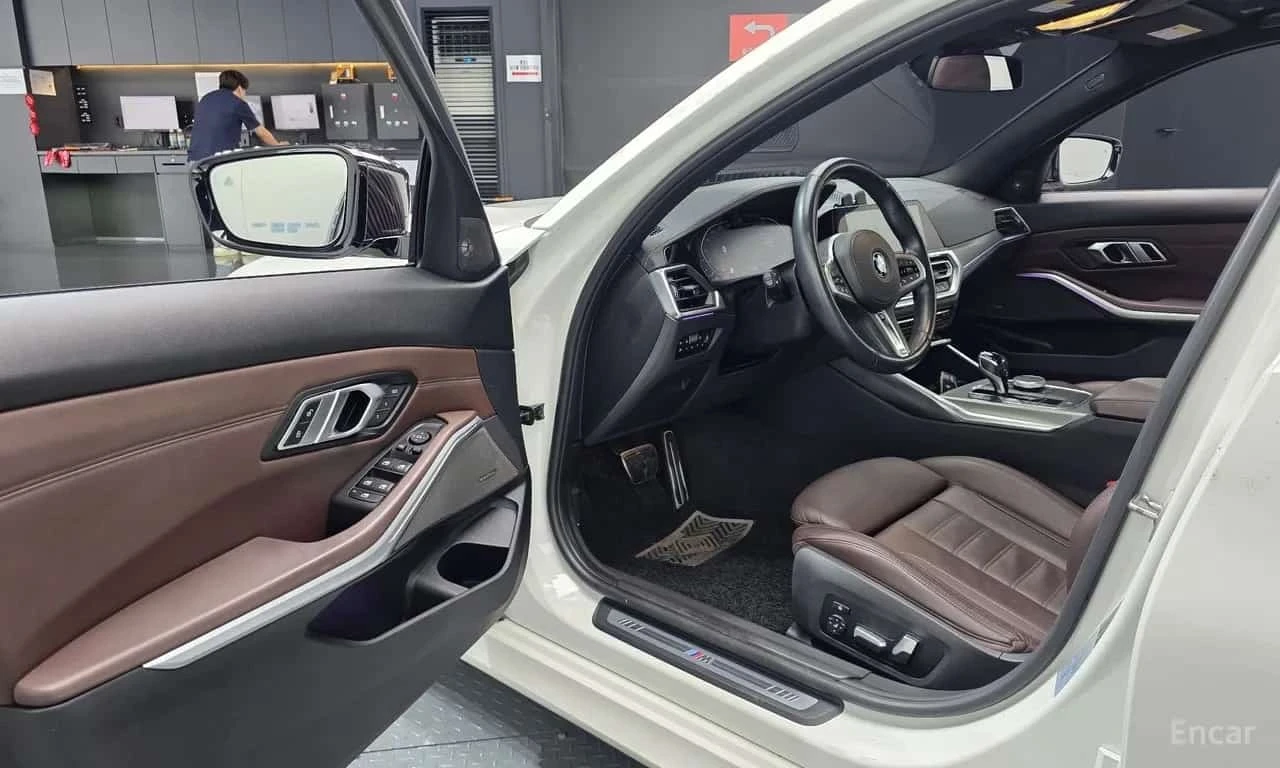 BMW 330 I * M SPORT * 360 * HEAD UP * 2 ����� * 25� �� *  | Mobile.bg � ����������� 6