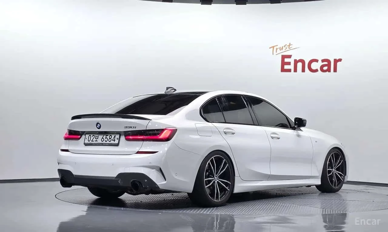 BMW 330 I * M SPORT * 360 * HEAD UP * 2 ����� * 25� �� *  | Mobile.bg � ����������� 2