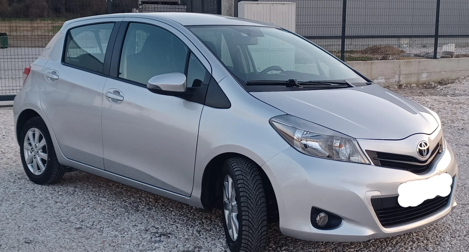 Toyota Yaris 1.4 D-4D, снимка 2 - Автомобили и джипове - 56631739