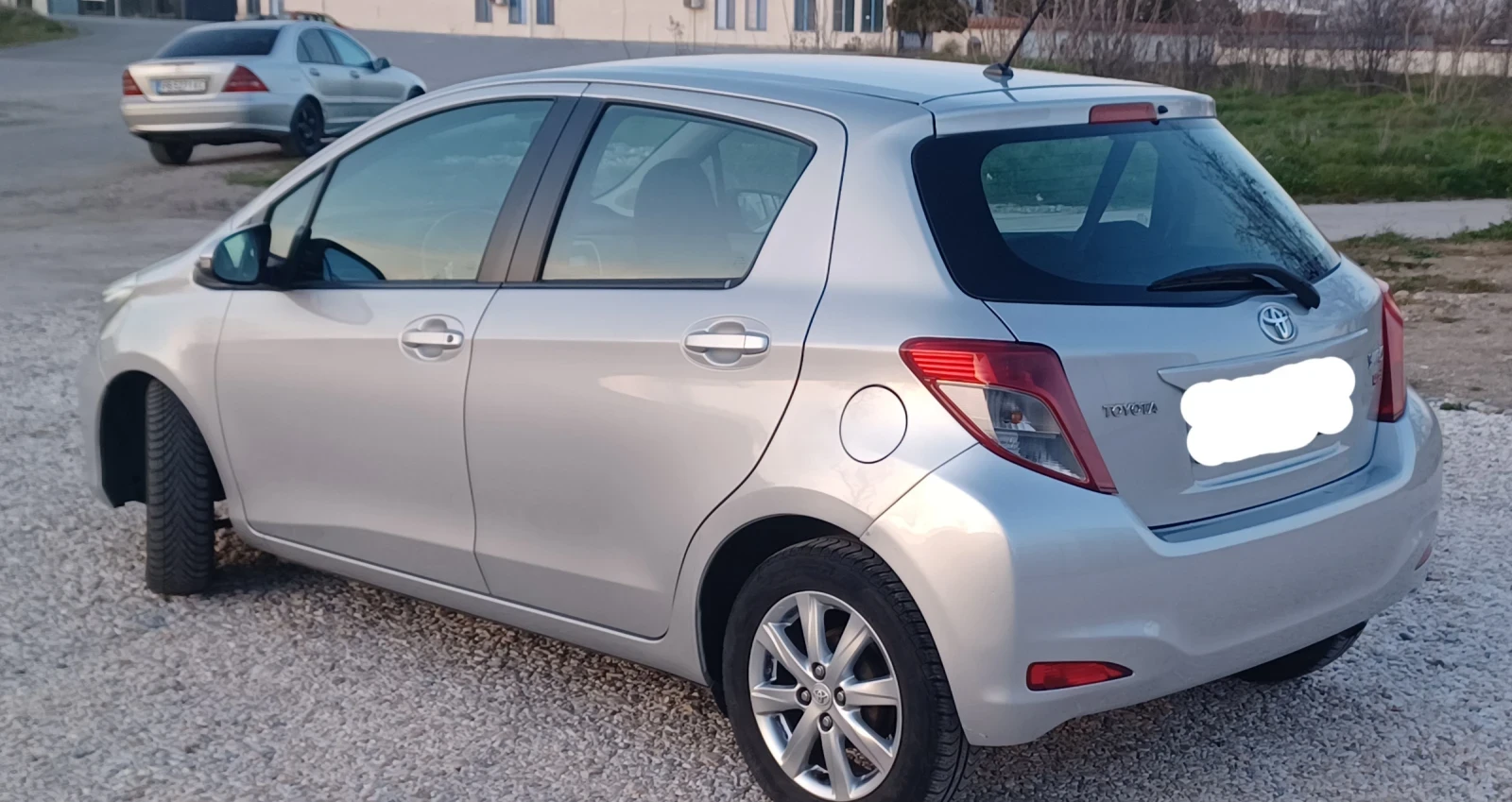 Toyota Yaris 1.4 D-4D, снимка 5 - Автомобили и джипове - 56631739