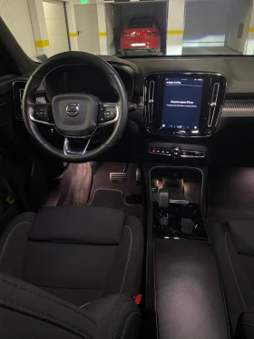 Volvo XC40, снимка 2