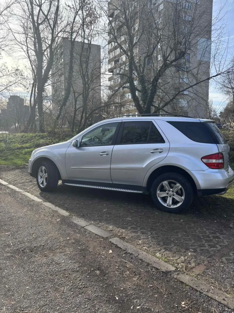 Mercedes-Benz ML 500, снимка 2 - Автомобили и джипове - 52978864
