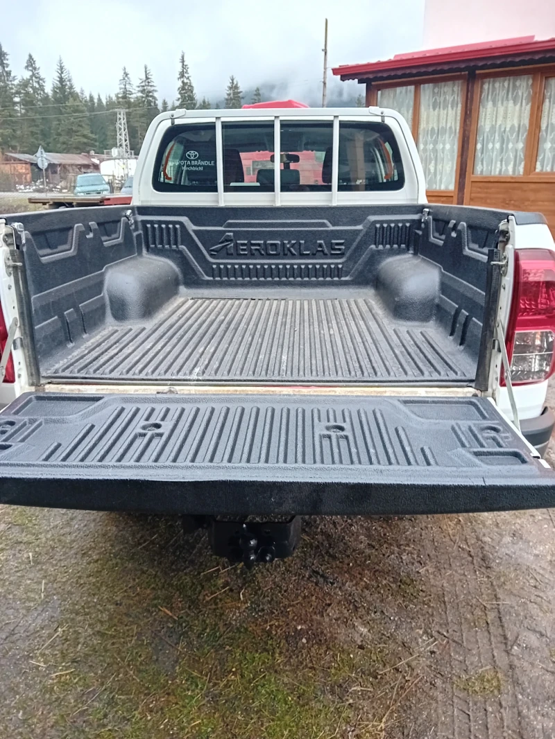 Toyota Hilux, снимка 6 - Автомобили и джипове - 53137393