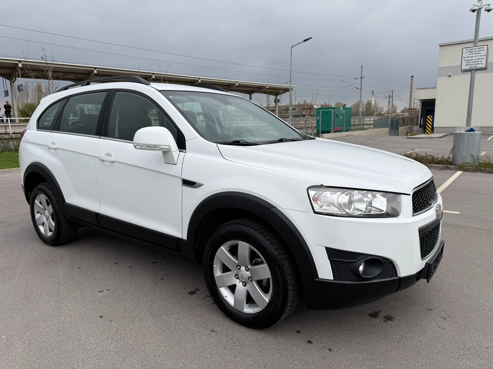 Chevrolet Captiva 2.2 CDTI* 7места* 4X4*  - изображение 3