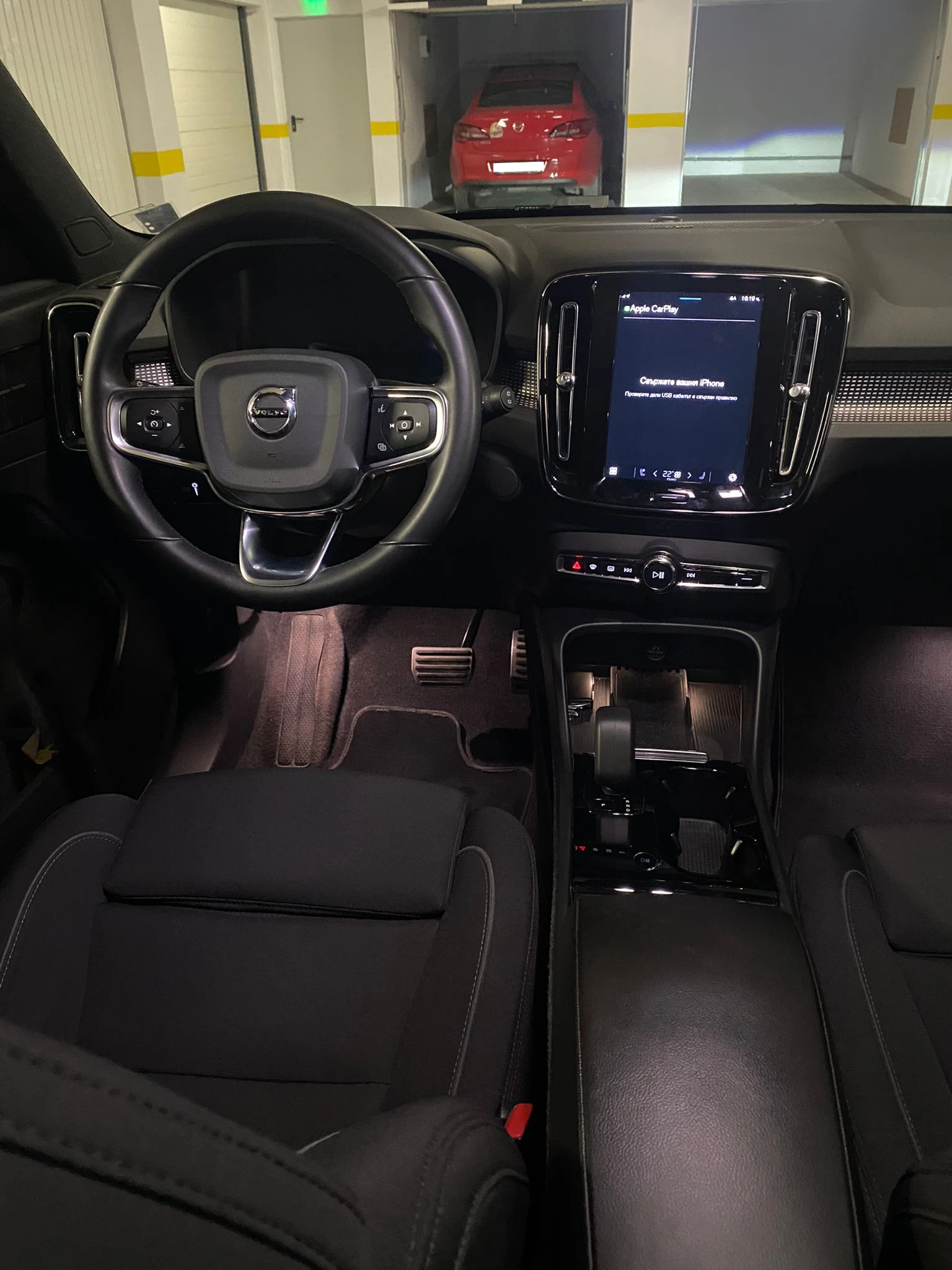 Volvo XC40  - изображение 2