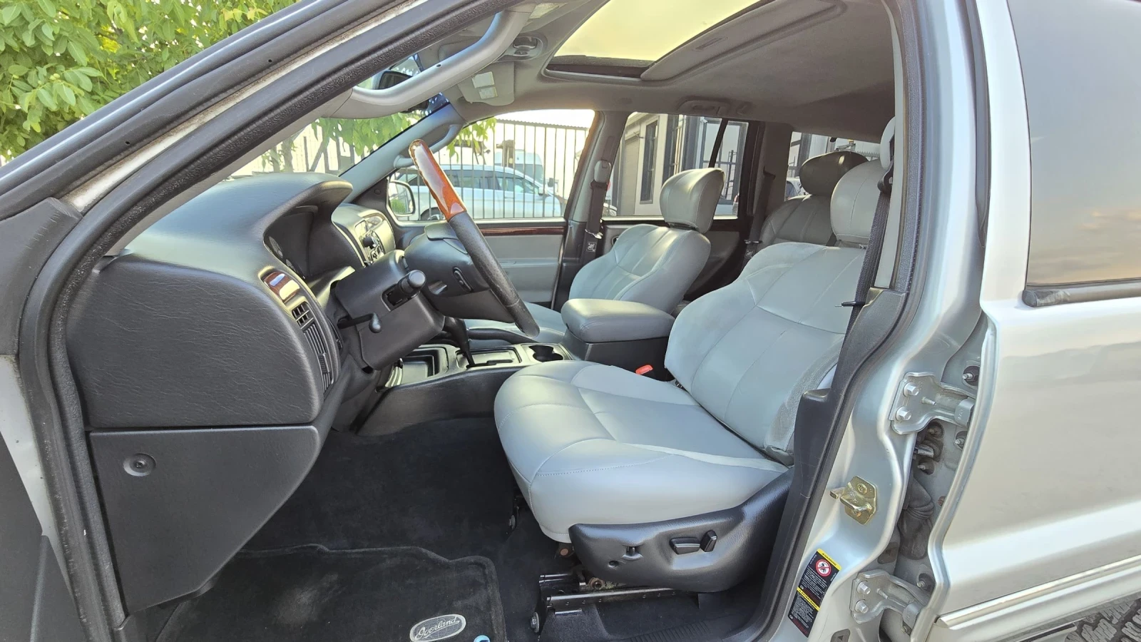 Jeep Grand cherokee OVERLAND FACE 2.7 CRD ИТАЛИЯ - изображение 9