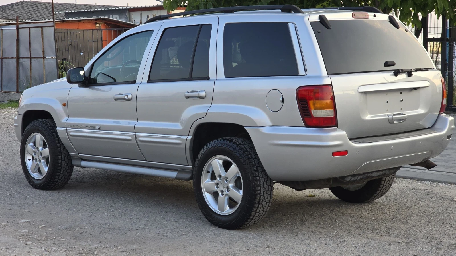Jeep Grand cherokee OVERLAND FACE 2.7 CRD ИТАЛИЯ - изображение 7