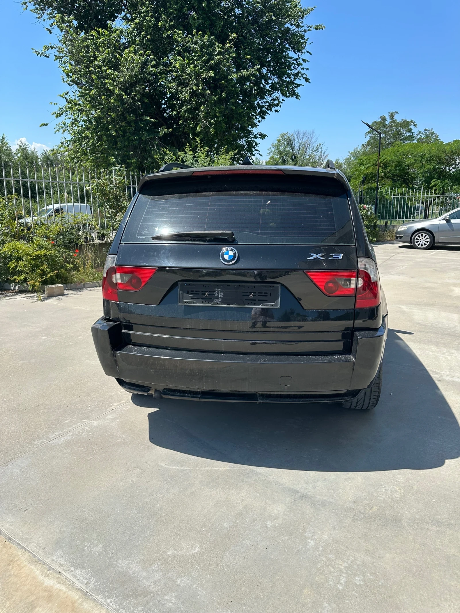 BMW X3 2.0 - изображение 3