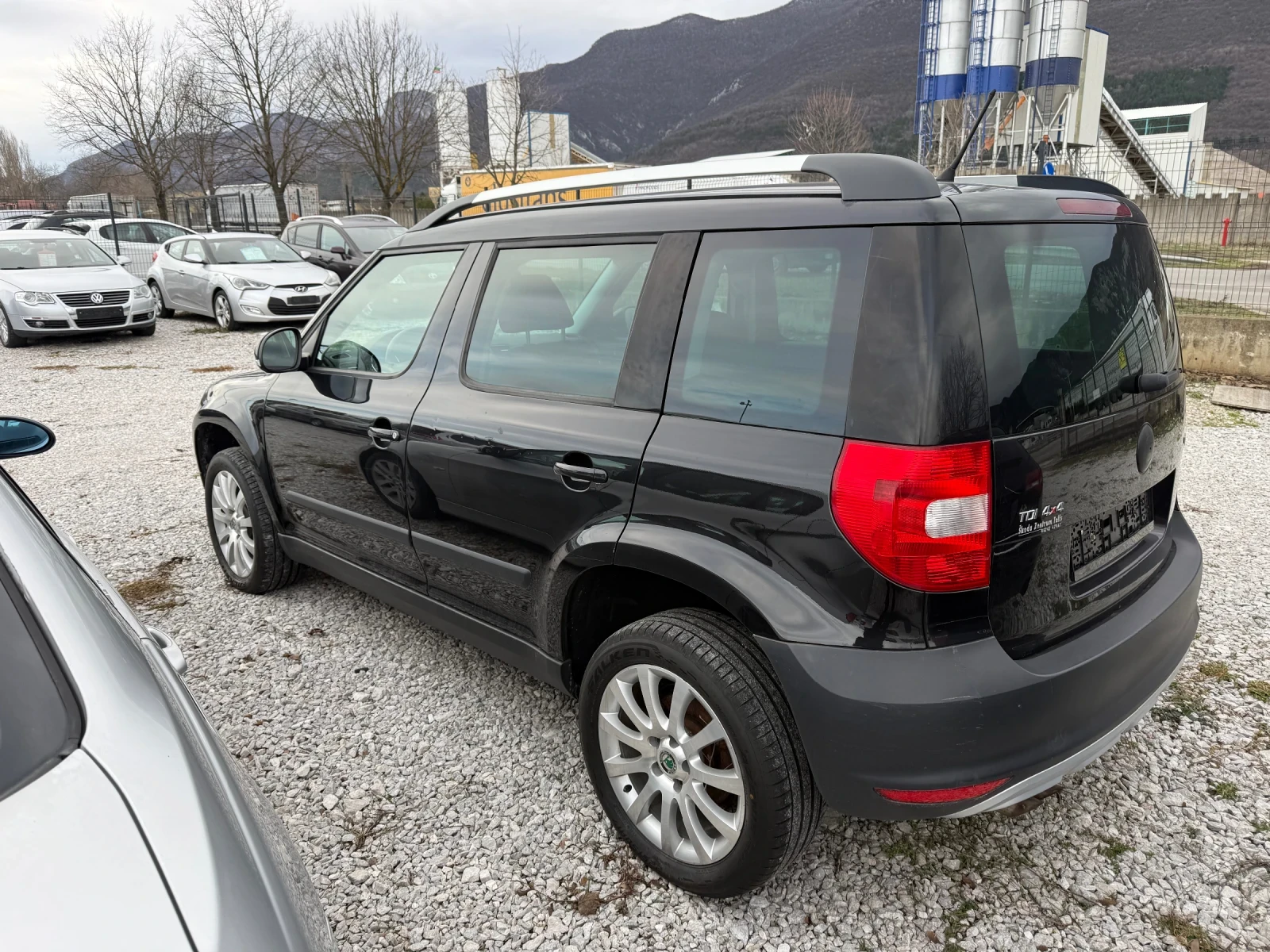 Skoda Yeti 2.0TDI 4x4 - изображение 8