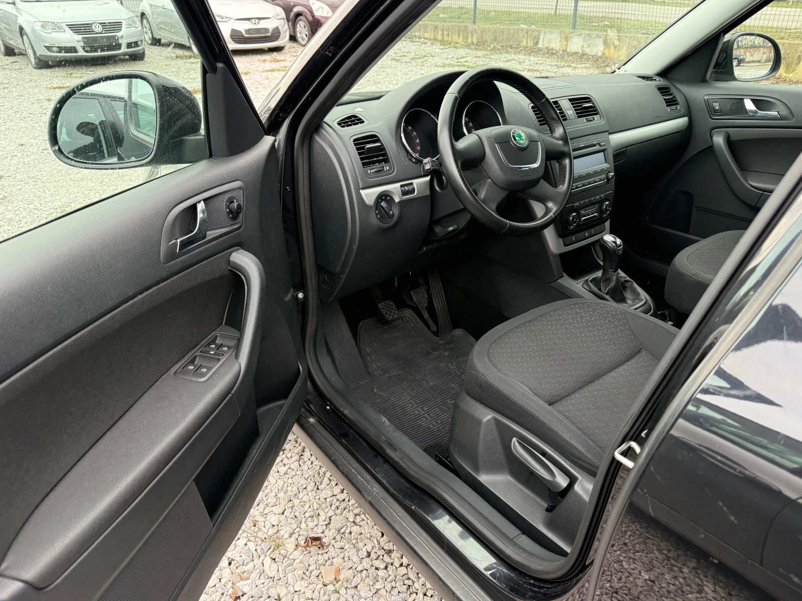 Skoda Yeti 2.0TDI 4x4 - изображение 9