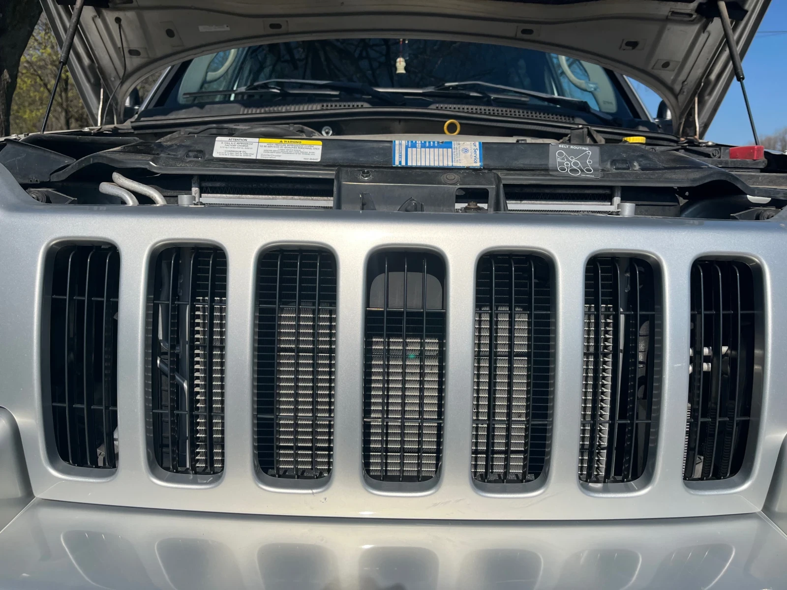 Jeep Cherokee, снимка 16 - Автомобили и джипове - 54158281