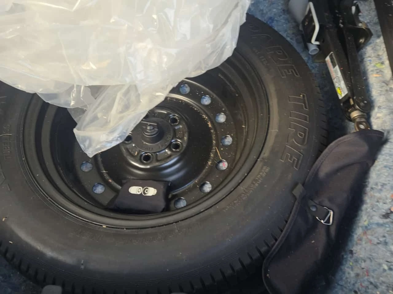 Honda Cr-v * LX * CARFAX * NAVI * ПОДГРЕВИ * , снимка 13 - Автомобили и джипове - 54229162