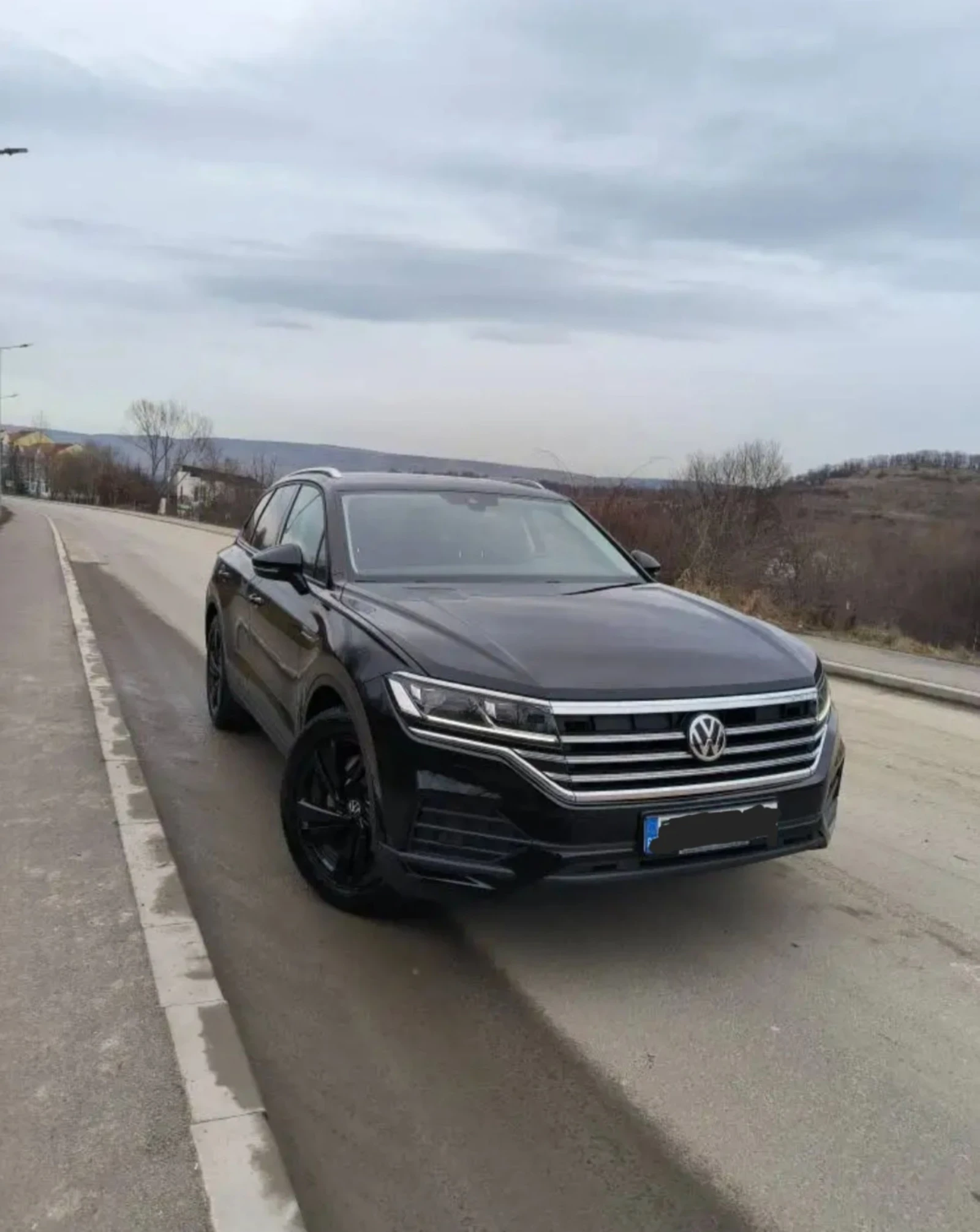 VW Touareg 3.0 DIESEL, снимка 13 - Автомобили и джипове - 54429996