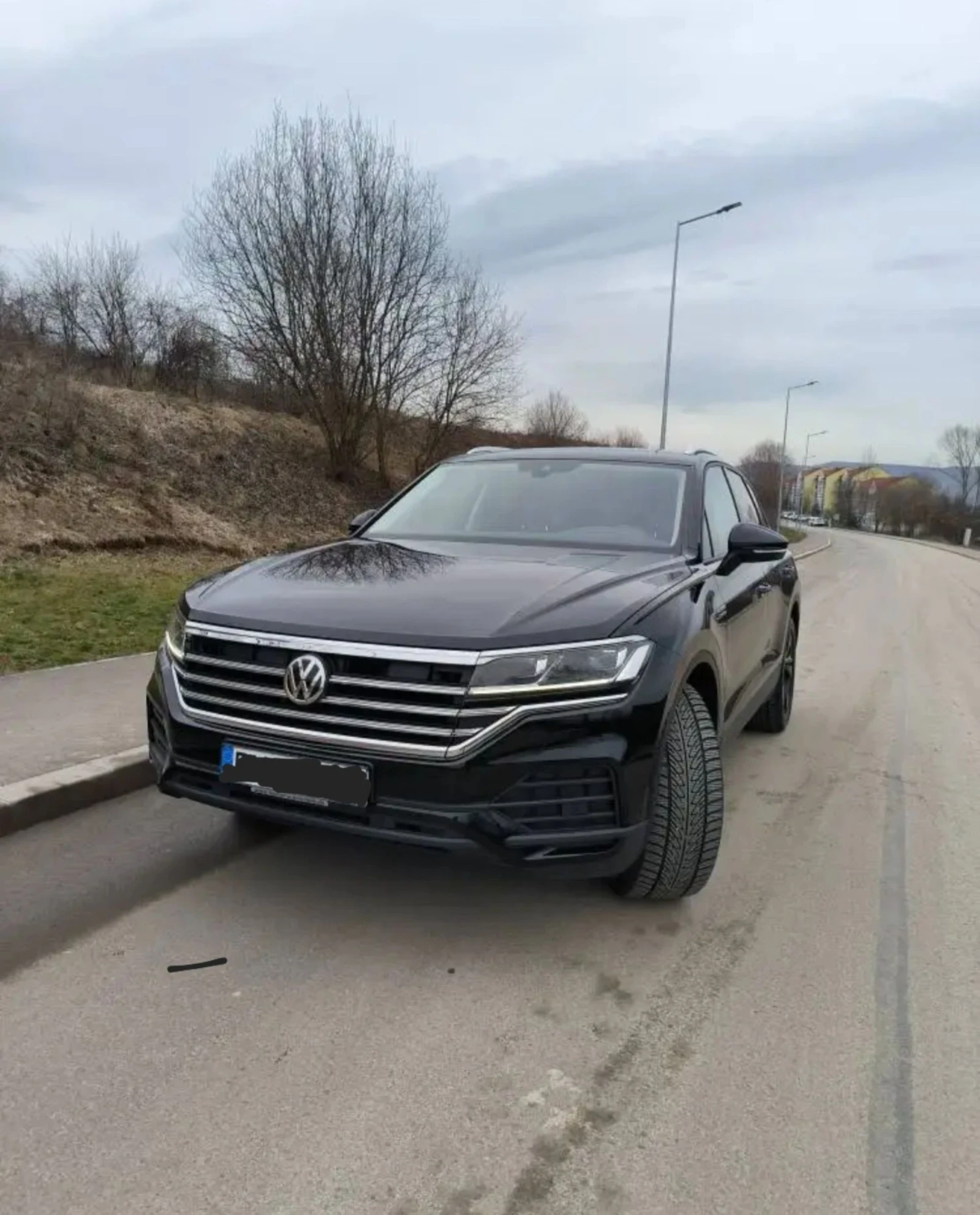VW Touareg 3.0 DIESEL, снимка 2 - Автомобили и джипове - 54429996