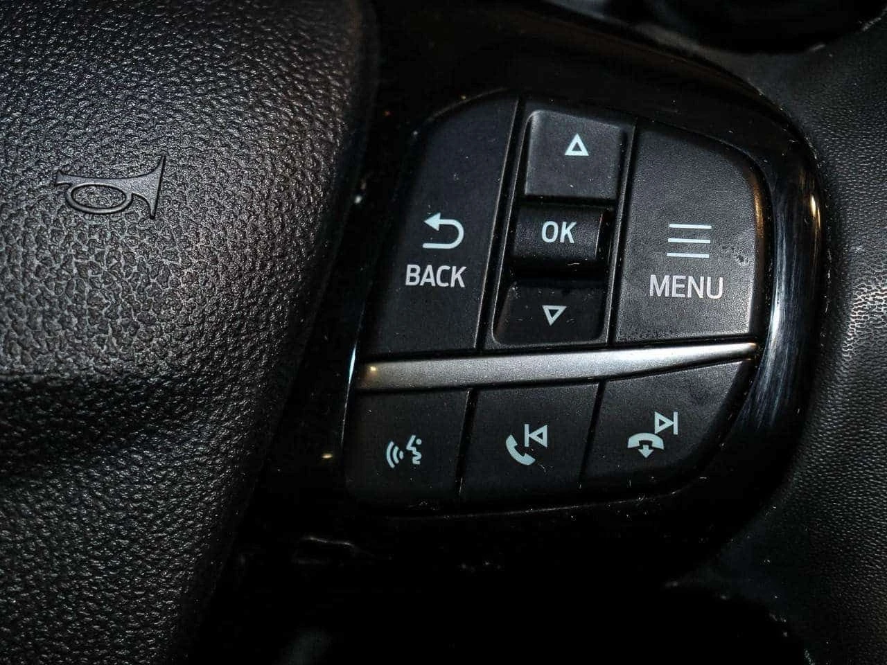 Ford Escape * SE * CARFAX * ЦЕНА ДО БГ, снимка 10 - Автомобили и джипове - 54615463