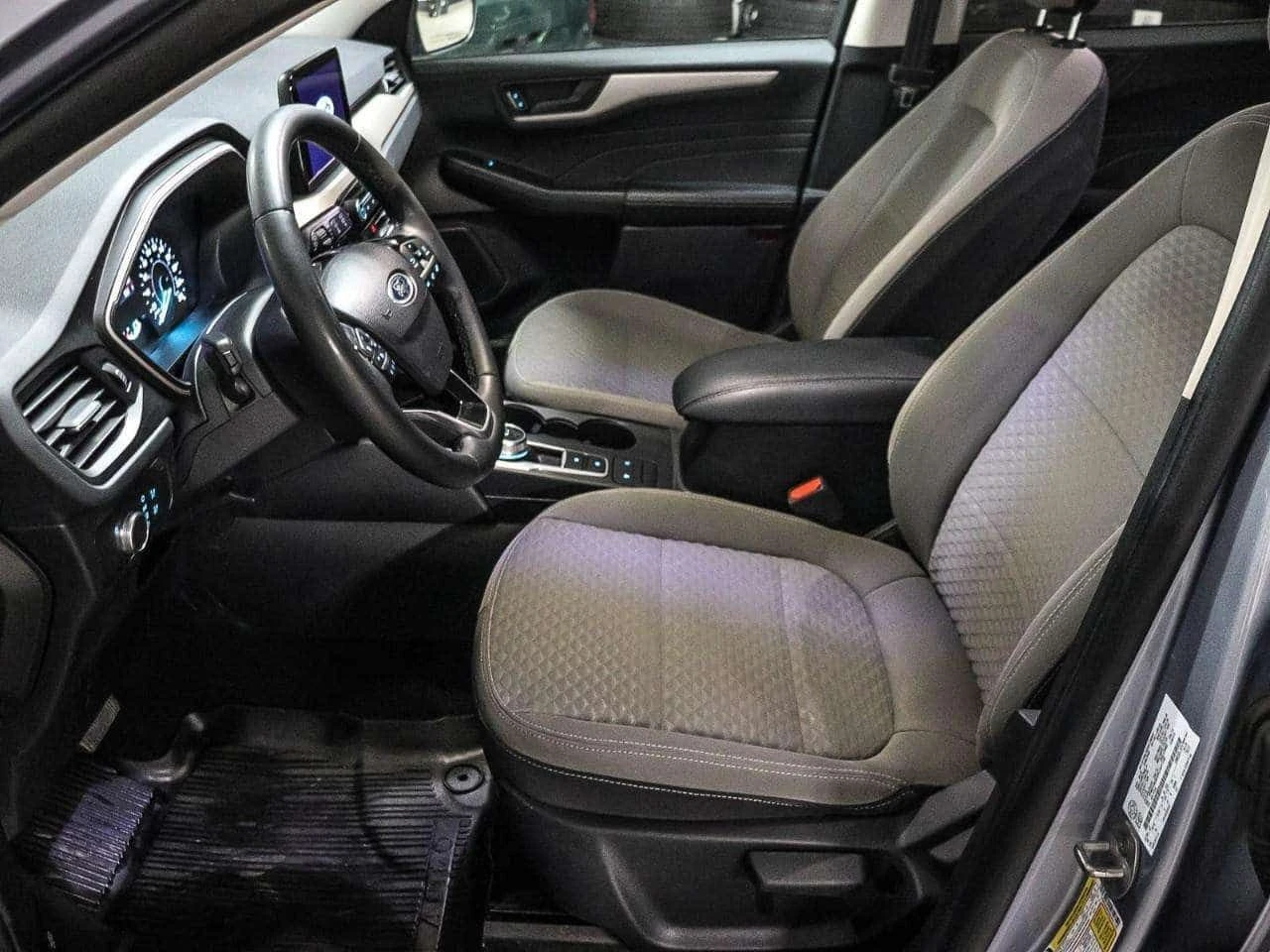 Ford Escape * SE * CARFAX * ЦЕНА ДО БГ, снимка 7 - Автомобили и джипове - 54615463