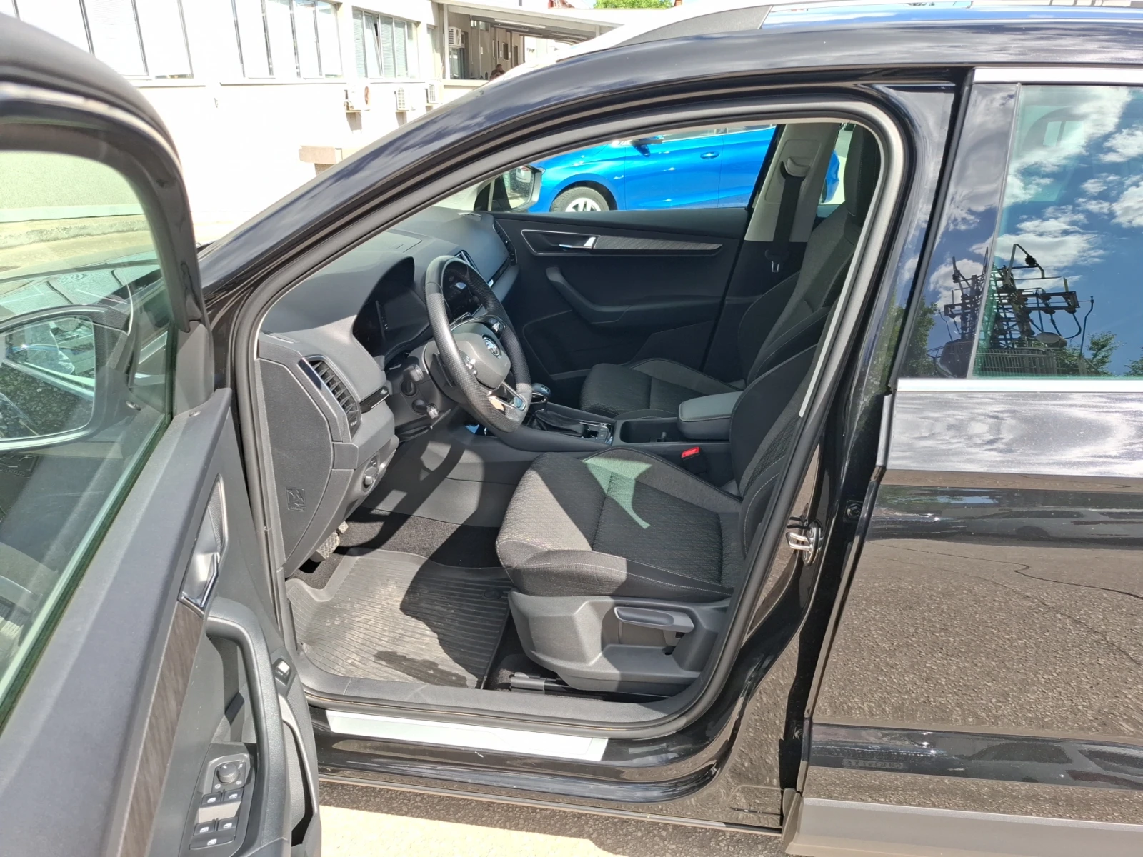 Skoda Karoq 2.0TDI/7DSG/4x4, снимка 7 - Автомобили и джипове - 54718503