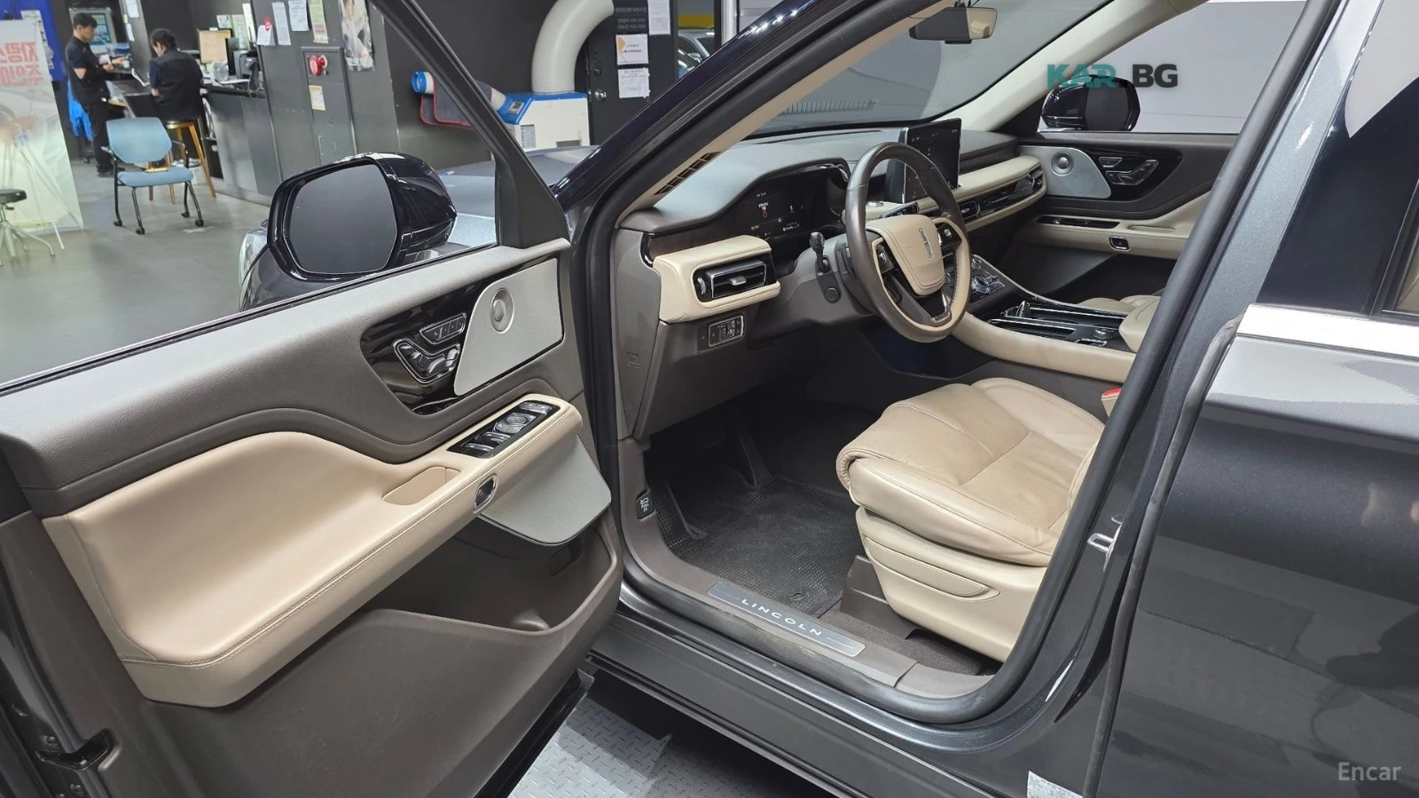 Lincoln Aviator * 3.0* RESERVE* AWD* ПОДГРЕВ* ОБДУХВАНЕ* ПАНОРАМА*, снимка 10 - Автомобили и джипове - 54732744