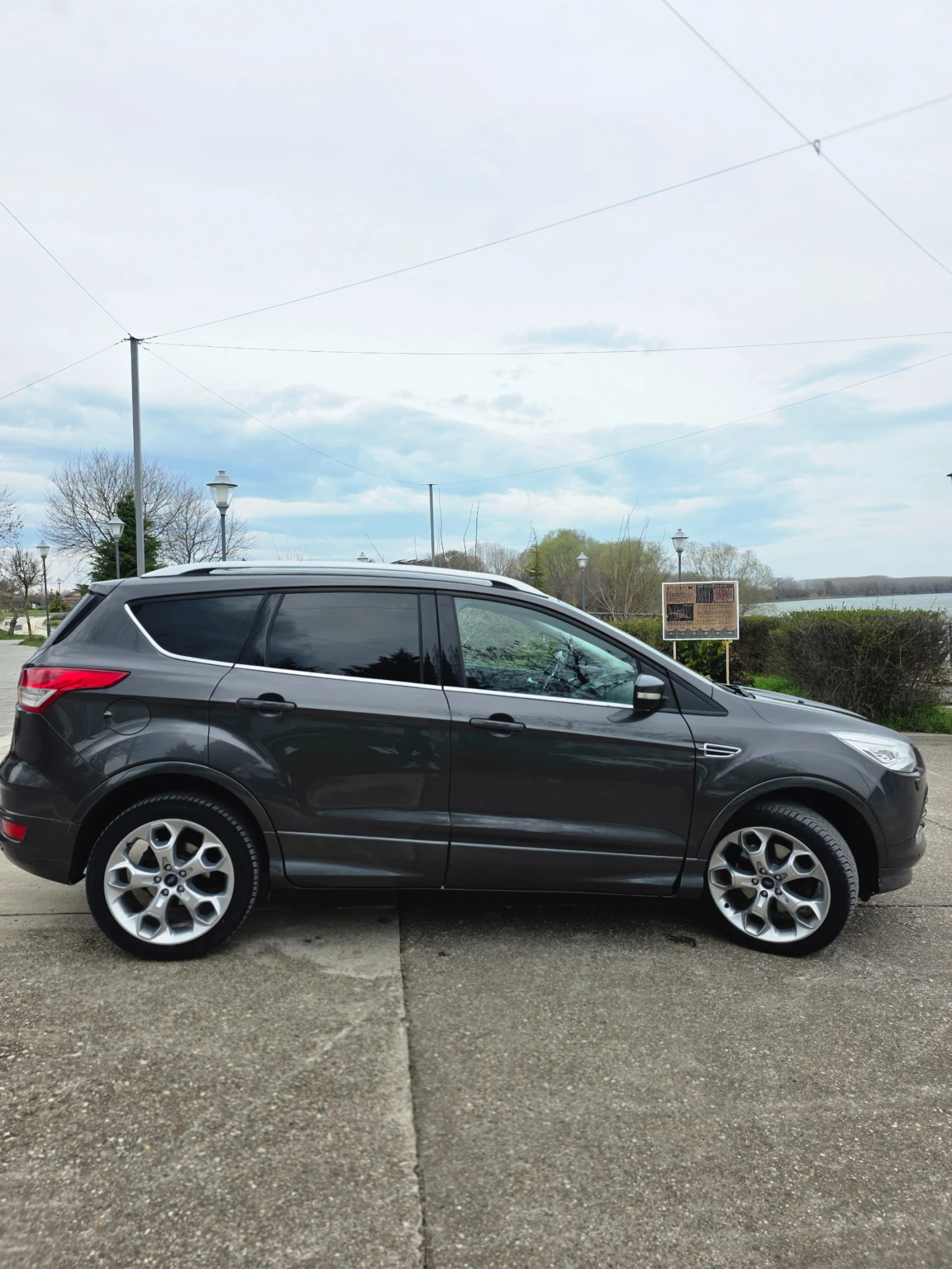 Ford Kuga, снимка 5 - Автомобили и джипове - 54738264