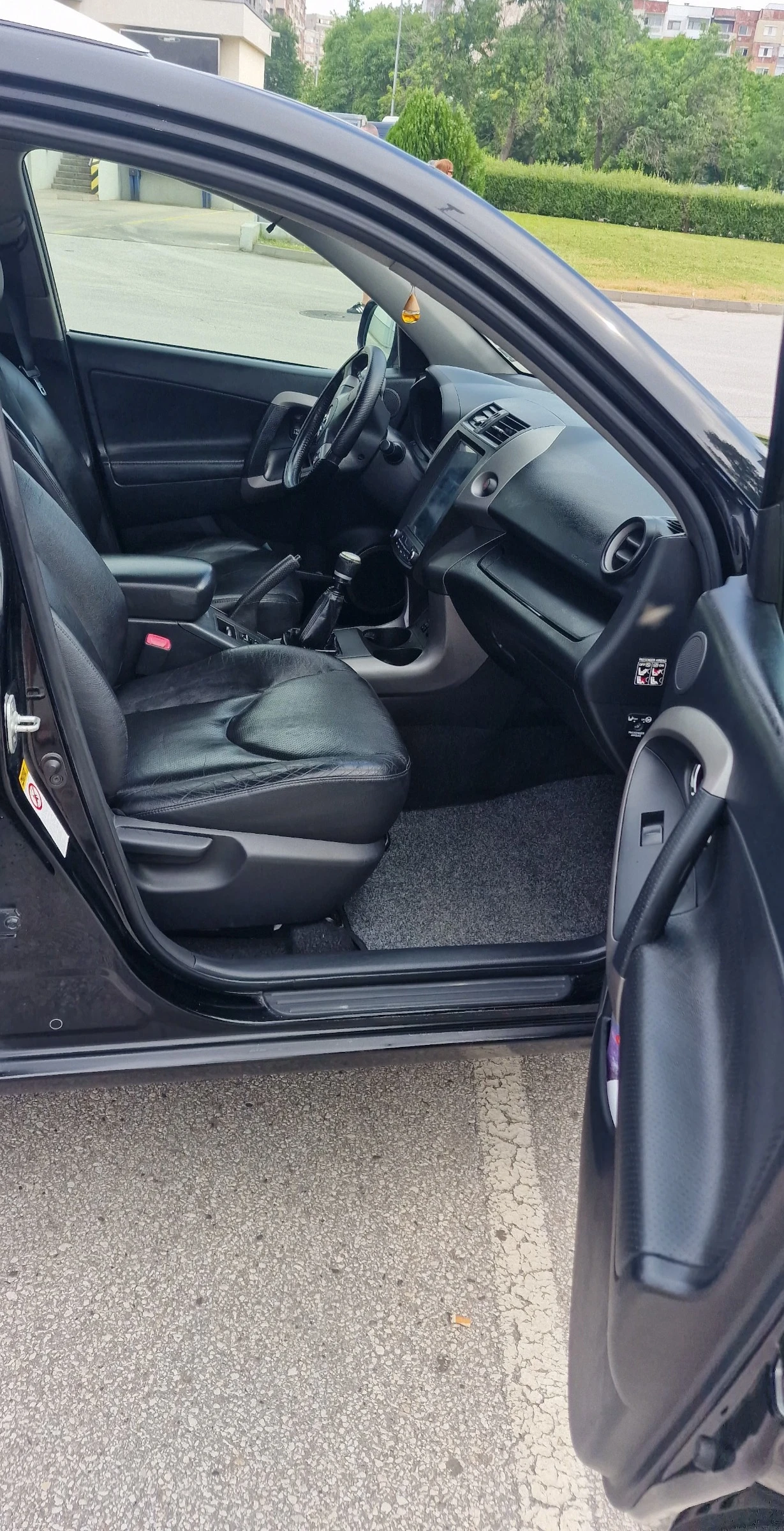 Toyota Rav4, снимка 9 - Автомобили и джипове - 54774996