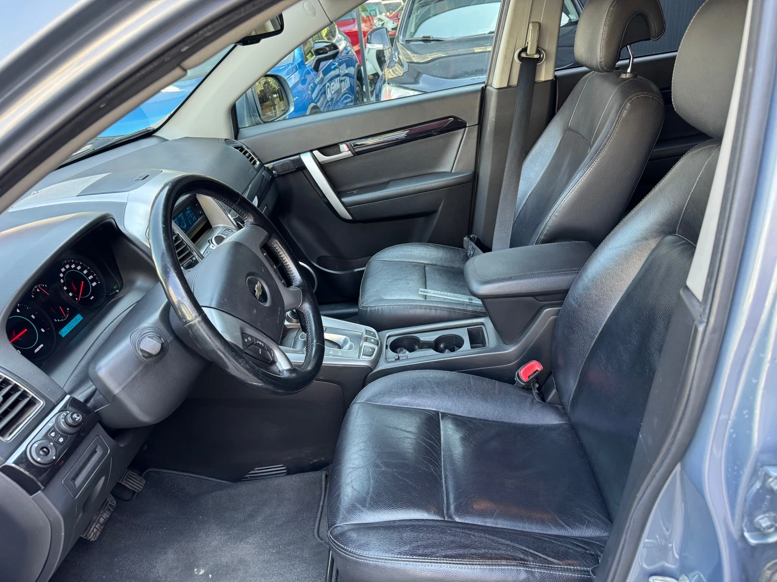 Chevrolet Captiva LTZ 4х4 Аutomatic, снимка 9 - Автомобили и джипове - 54854904