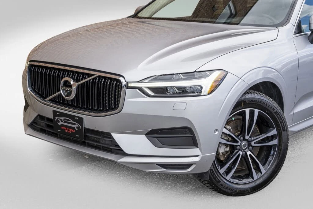 Volvo XC60 T6 Momentum AWD* ПОДГРЕВ* ПАНО* CAM, снимка 2 - Автомобили и джипове - 55099968