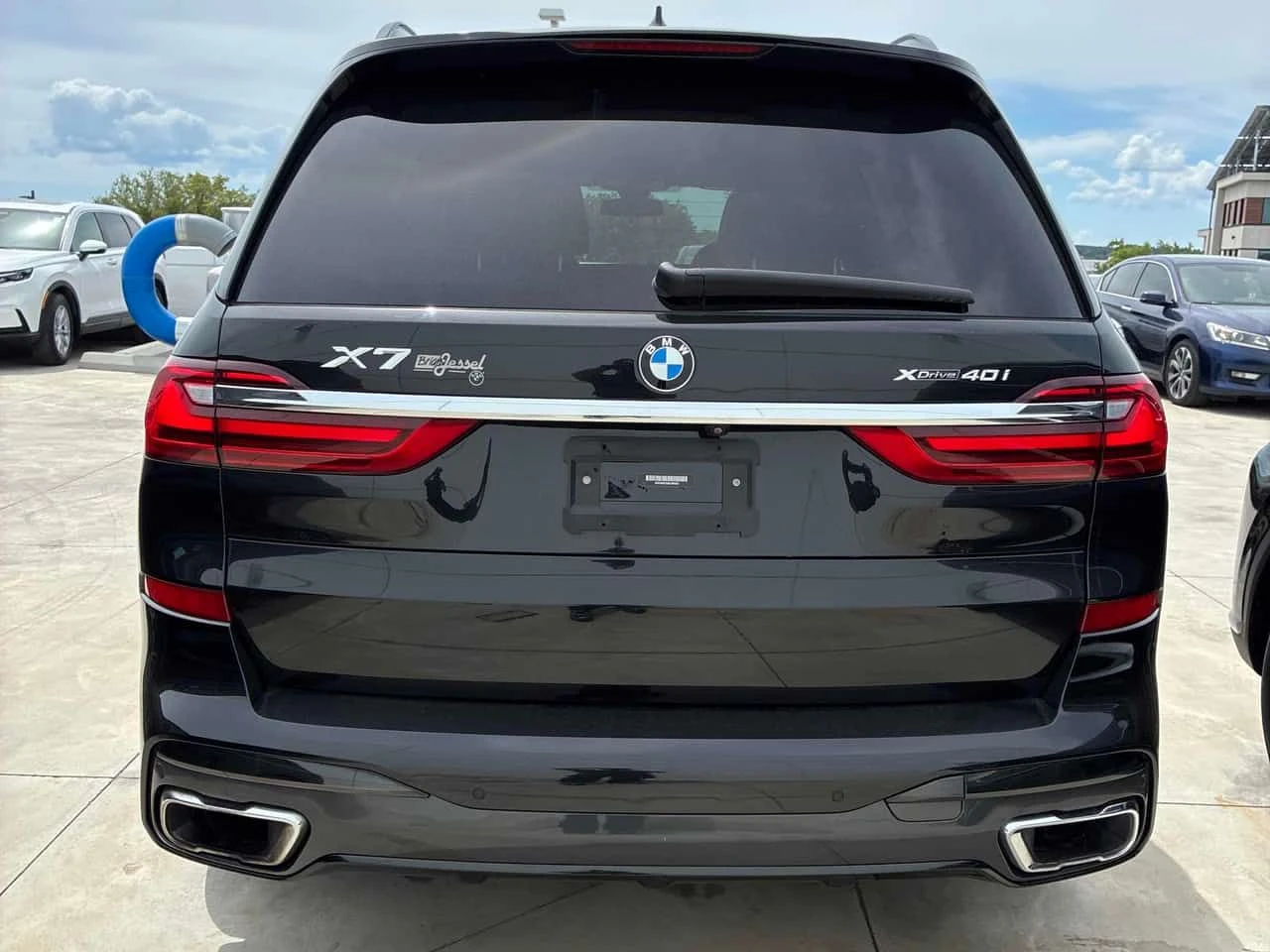 BMW X7 * xDrive40i * ЛАЗЕРИ * 360 * ПРЕДСТАВИТЕЛСТВО, снимка 4 - Автомобили и джипове - 55165986