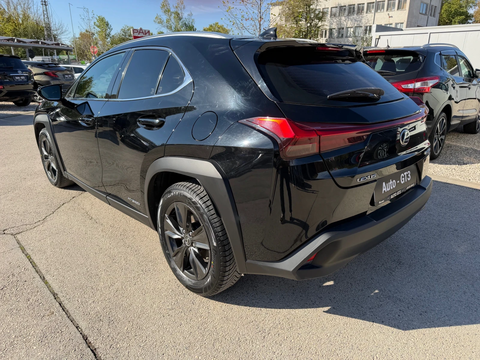 Lexus UX 250h 2.0h 184�.� �������� �� ����� ��������� | Mobile.bg � ����������� 6