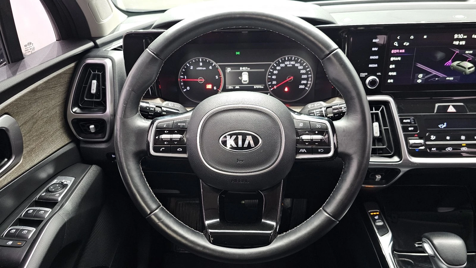 Kia Sorento 2.2* KEYLESS* ПОДГРЕВ ВОЛАН* КРАЙНА ЦЕНА, снимка 12 - Автомобили и джипове - 55336575