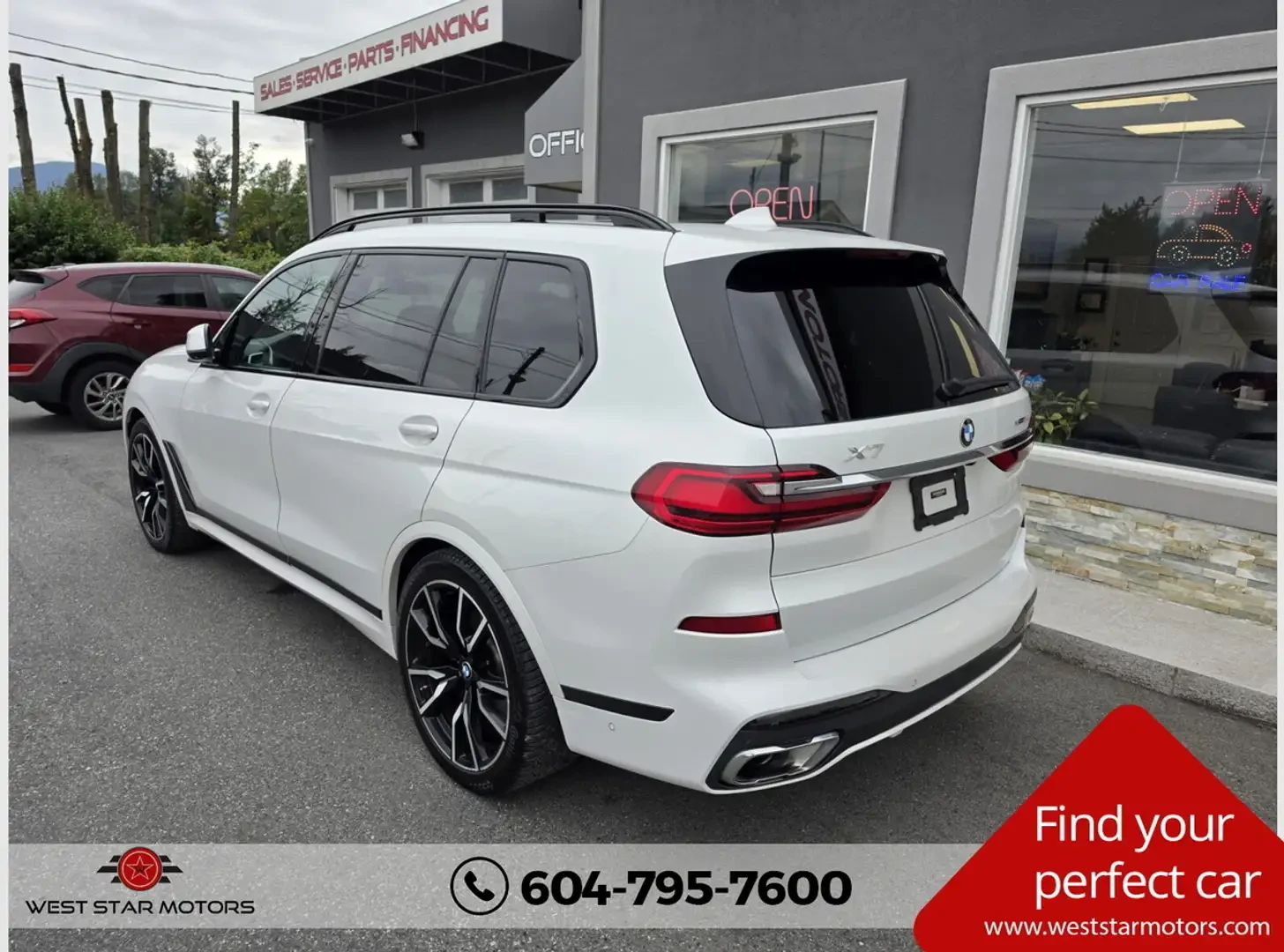 BMW X7 40i* M* SPORT* HARMON* KARDON* ХЕДЪП* МАСАЖ* ПАНОР, снимка 3 - Автомобили и джипове - 55544103