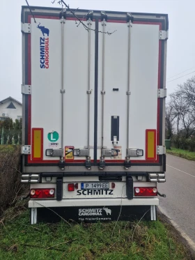 Полуремарке Schmitz, снимка 1