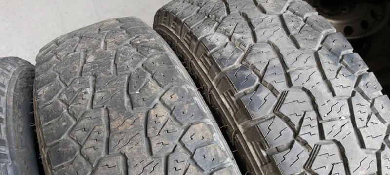 Гуми Всесезонни 205/70R15, снимка 4 - Гуми и джанти - 32927429