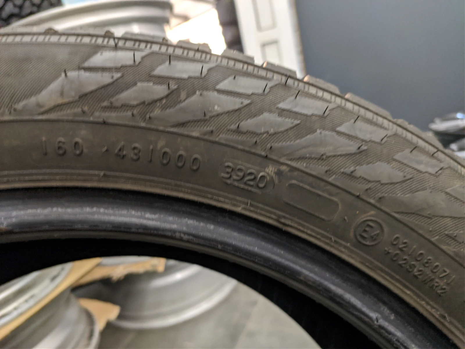  215/55R17 | Mobile.bg   10