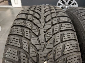 Гуми Зимни 215/55R17, снимка 1 - Гуми и джанти - 48880108