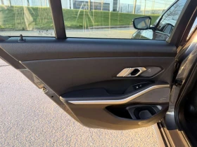 BMW 330 * xDrive * CARFAX * ЦЕНА ДО БГ, снимка 16