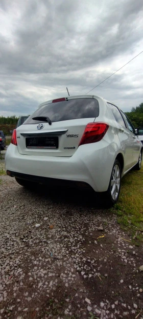 Toyota Yaris ПЕРФЕКТНА, снимка 5