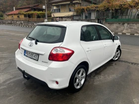 Toyota Auris 1.3 VVTI, снимка 2