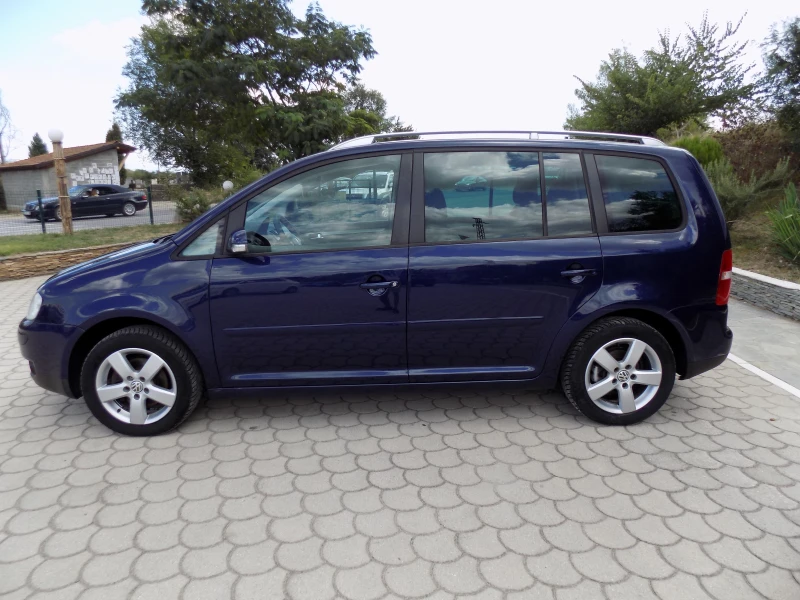 VW Touran 2.0TDI DSG 6+ 1 Места 140кс, снимка 8 - Автомобили и джипове - 47028858